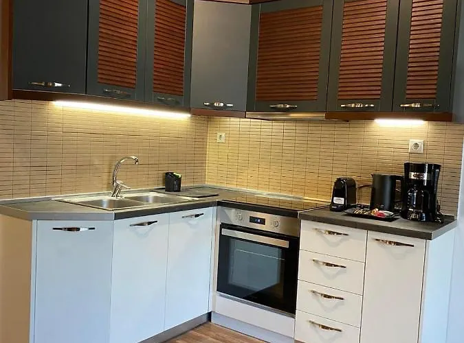 The Grey * Βόλος